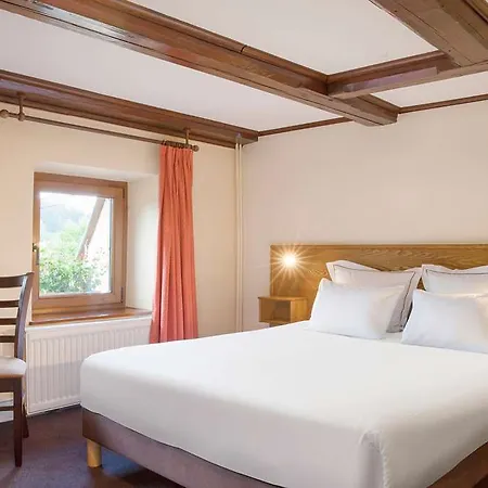 Og Neuhauser Отель *